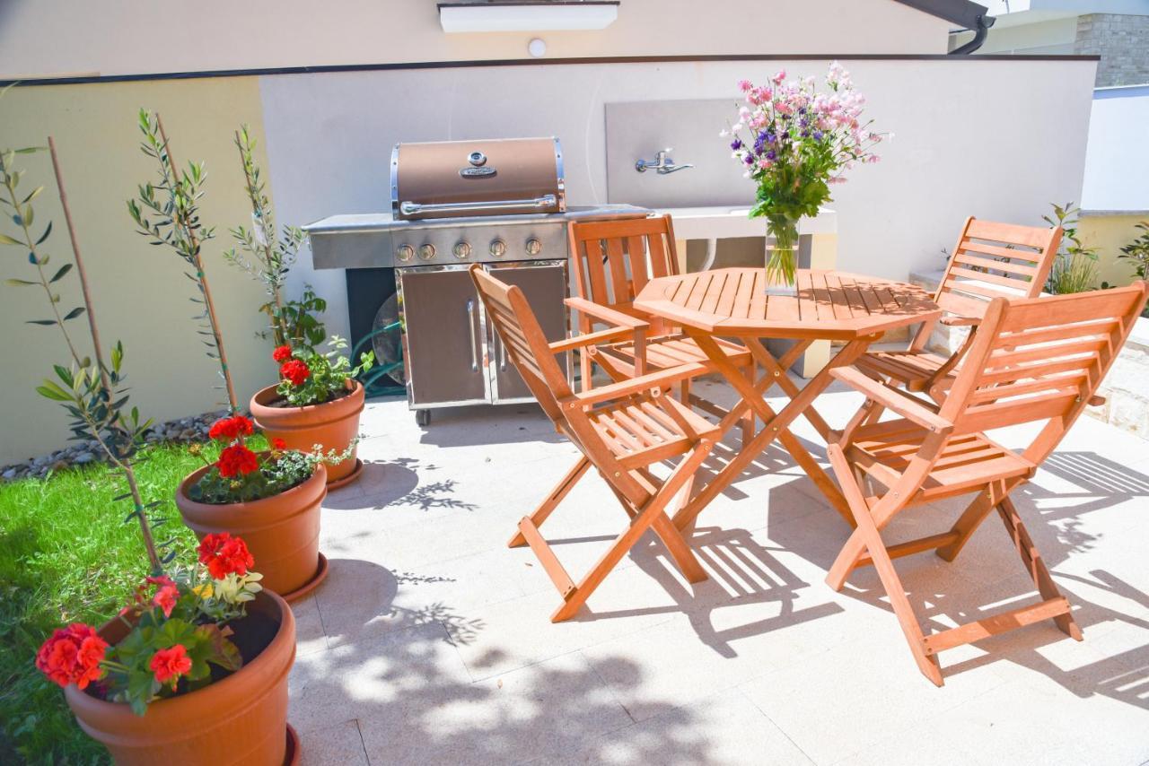 - Istrian Dream With Swimming Pool Apartment