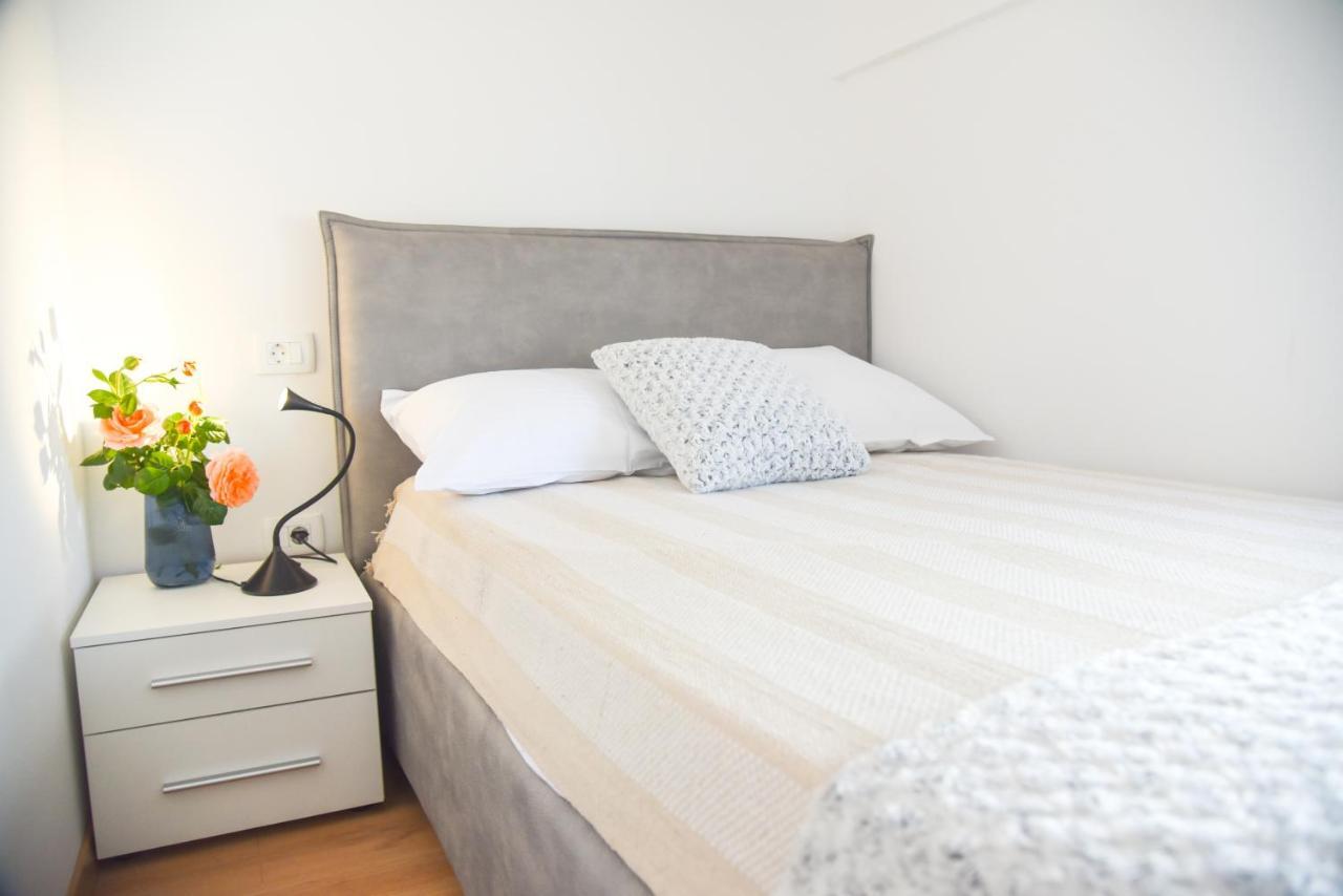- Istrian Dream With Swimming Pool Apartment *