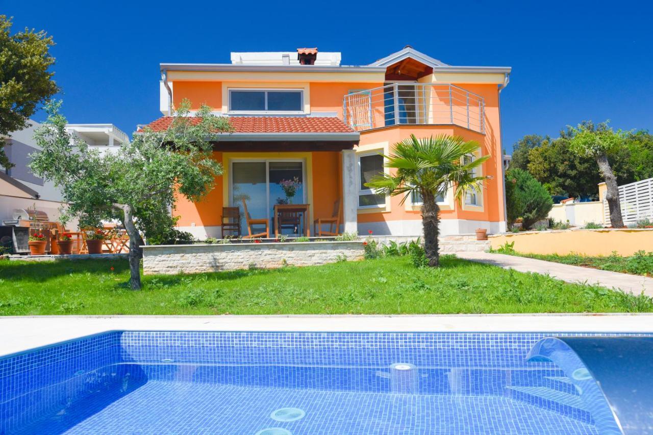 - Istrian Dream With Swimming Pool Apartment *